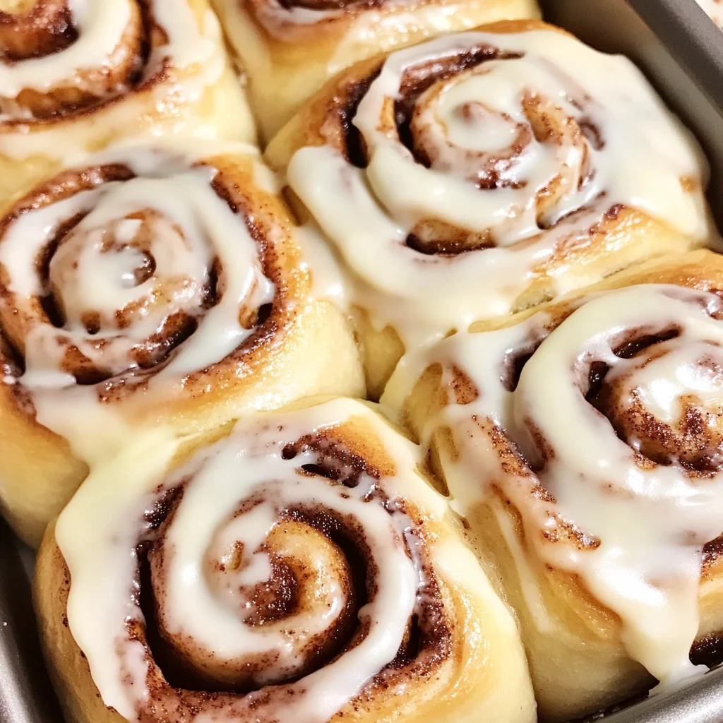 The BEST Soft And Easy Cinnamon Rolls Recipe